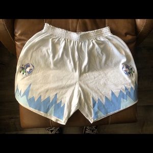 White shorts w screen printing